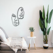 Görseli Galeri görüntüleyiciye yükleyin, DEKORATİF ÇİZGİ SURATLAR METAL TABLO