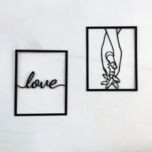 Görseli Galeri görüntüleyiciye yükleyin, Love - Eller Temalı 2 Parça Metal Duvar Dekor Seti