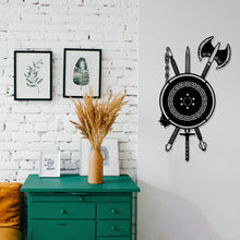 Görseli Galeri görüntüleyiciye yükleyin, Viking Kalkanı ve Savaş Aletleri Temalı Metal Duvar Sanatı