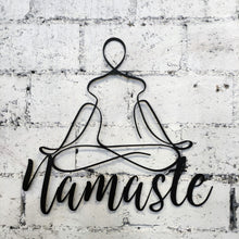 Görseli Galeri görüntüleyiciye yükleyin, Namaste Dekoratif Metal Duvar Dekoru