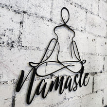Görseli Galeri görüntüleyiciye yükleyin, Namaste Dekoratif Metal Duvar Dekoru
