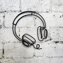 Görseli Galeri görüntüleyiciye yükleyin, Kulaklık Temalı Metal Duvar Dekoru