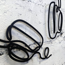 Görseli Galeri görüntüleyiciye yükleyin, Kulaklık Temalı Metal Duvar Dekoru