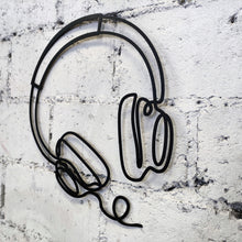 Görseli Galeri görüntüleyiciye yükleyin, Kulaklık Temalı Metal Duvar Dekoru