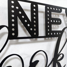 Görseli Galeri görüntüleyiciye yükleyin, Never look back! - Asla arkana bakma ! Metal Duvar Yazısı