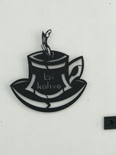 Görseli Galeri görüntüleyiciye yükleyin, Bir Fincan Kahve Dekoratif Metal Tablo