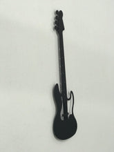Görseli Galeri görüntüleyiciye yükleyin, Bas Gitar (Dekoratif Metal Gitar Dekor)100x31cm