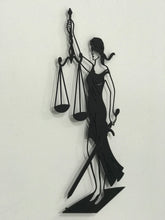 Görseli Galeri görüntüleyiciye yükleyin, Avukat.adalet heykeli(Dekoratif metal Avukat/Adalet duvar tablosu)