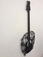 Görseli Galeri görüntüleyiciye yükleyin, Elvis Melek Kanatlı 100x46cm Gitar Dekoratif Metal Duvar Dekoru