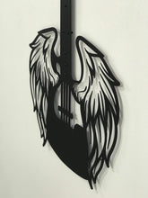 Görseli Galeri görüntüleyiciye yükleyin, Elvis Melek Kanatlı 100x46cm Gitar Dekoratif Metal Duvar Dekoru