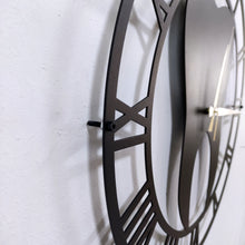 Görseli Galeri görüntüleyiciye yükleyin, Diş Sembollü Metal Duvar Saati
