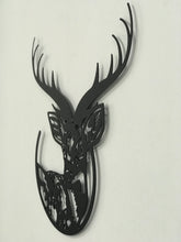 Görseli Galeri görüntüleyiciye yükleyin, Geyik Dekoratif  Metal Duvar Tablosu

