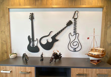 Görseli Galeri görüntüleyiciye yükleyin, MFÖ 100 cmLİK SET  Gitar Temalı Dekoratif Metal Duvar Tablo31X100 - 39X100 - 32X100 cm
