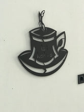 Görseli Galeri görüntüleyiciye yükleyin, Bir Fincan Kahve Dekoratif Metal Tablo
